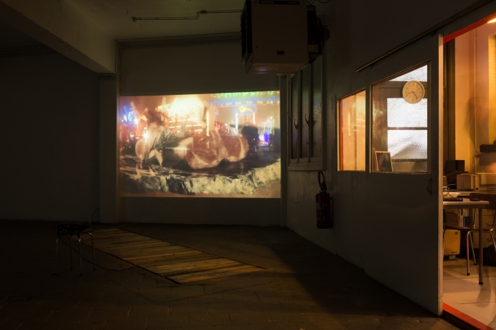 Room (2014) &amp;copy; Emma van der Put